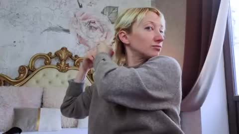 Natalie online show from March 21, 6:07 am