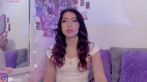 Snapshot of natalie_jaensen chatting on October 2, 8:05 pm online show from October 2, 8:05 pm