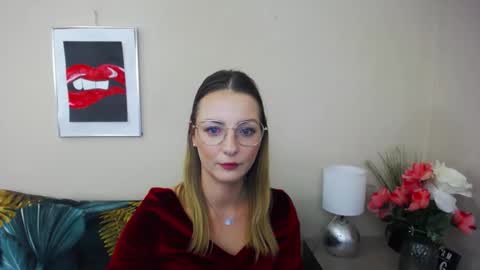 Snapshot of natalie_live chatting on February 6, 11:54 am NatalieSexy online show from February 6, 11:54 am