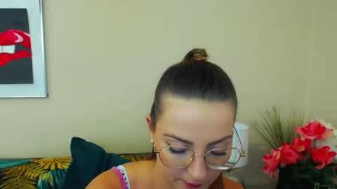 Snapshot of natalie_live chatting on February 11, 10:26 am NatalieSexy online show from February 11, 10:26 am