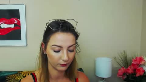 Snapshot of natalie_live chatting on February 14, 7:38 am NatalieSexy online show from February 14, 7:38 am