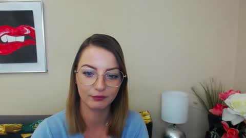 Snapshot of natalie_live chatting on February 21, 11:33 am NatalieSexy online show from February 21, 11:33 am