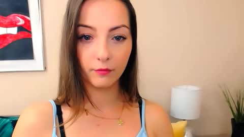 Snapshot of natalie_live chatting on April 21, 6:20 am NatalieSexy online show from April 21, 6:20 am