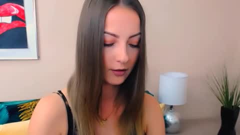 Snapshot of natalie_live chatting on May 6, 6:41 am NatalieSexy online show from May 6, 6:41 am