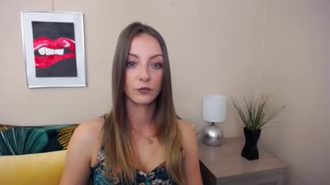 Snapshot of natalie_live chatting on May 20, 6:30 am NatalieSexy online show from May 20, 6:30 am