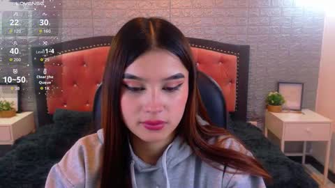 natalie  online show from November 17, 3:12 am