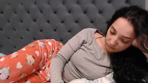Snapshot of natalie_mia chatting on February 2, 3:10 am Miia online show from February 2, 3:10 am