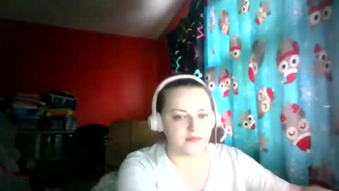 Snapshot of nataliedays chatting on February 14, 10:14 pm Natalie online show from February 14, 10:14 pm