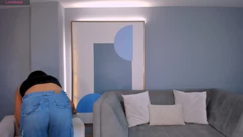 Snapshot of natalielewis_ chatting on February 20, 11:22 am Natalie Lewis online show from February 20, 11:22 am