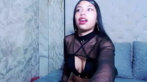 Snapshot of nataliepetite3x chatting on November 19, 11:54 am Natalie online show from November 19, 11:54 am