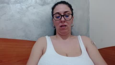 natally online show from March 19, 3:27 pm