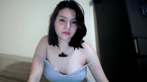 Snapshot of nataly__portman__ chatting on December 5, 6:48 pm Nataly online show from December 5, 6:48 pm