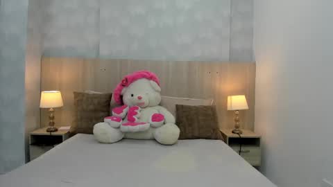 Snapshot of nataly_calderon chatting on March 9, 3:01 am Nataly Calderon online show from March 9, 3:01 am