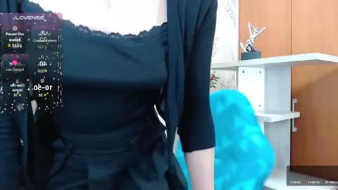 N A T A L Y online show from February 7, 1:22 pm