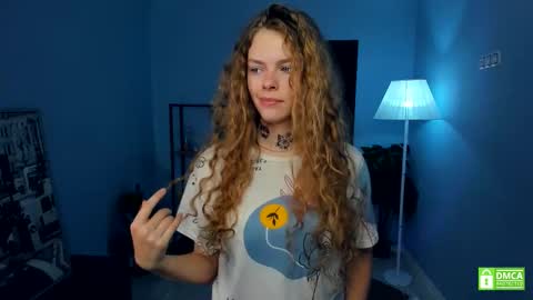 Natalie online show from November 4, 5:06 am