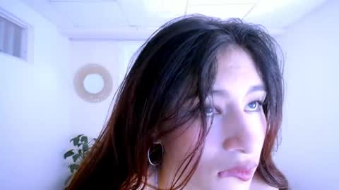 Snapshot of nataly_mcry chatting on June 2, 8:44 pm NATALY online show from June 2, 8:44 pm