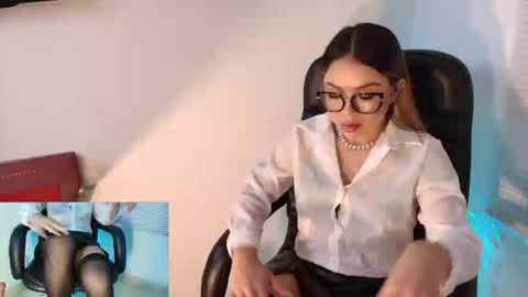 Natalye foster online show from February 22, 9:52 am