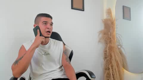 Snapshot of natan_77 chatting on November 11, 2:39 pm natan_77 online show from November 11, 2:39 pm