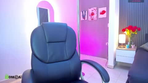 natasha online show from April 15, 12:01 pm