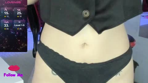 Snapshot of natasha__logan chatting on May 9, 4:17 am Natasha online show from May 9, 4:17 am