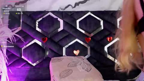 Snapshot of natasha_adams___ chatting on October 17, 9:28 pm NATASHA online show from October 17, 9:28 pm