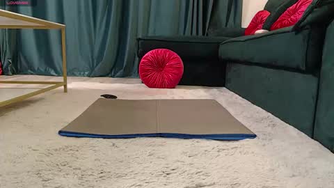 Naty  online show from October 14, 8:09 pm