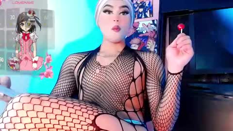 Snapshot of natasha_clifford chatting on May 22, 7:52 pm natasha_clifford online show from May 22, 7:52 pm