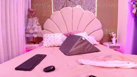 Snapshot of natasha_luna_ chatting on November 27, 7:38 pm Natasha online show from November 27, 7:38 pm