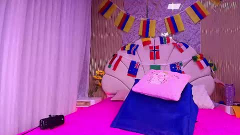 Snapshot of natasha_luna_ chatting on June 21, 7:16 pm Natasha online show from June 21, 7:16 pm