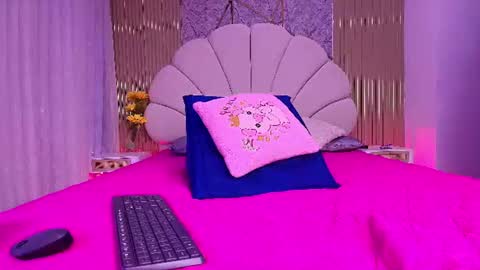 Snapshot of natasha_luna_ chatting on July 21, 7:16 pm Natasha online show from July 21, 7:16 pm