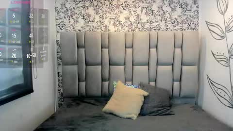 N A T A S H A online show from October 12, 12:15 pm