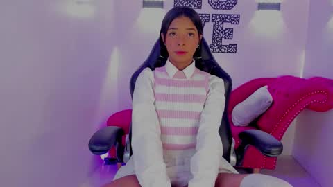 Snapshot of natasha_smith_ws chatting on November 30, 4:44 pm Natasha online show from November 30, 4:44 pm