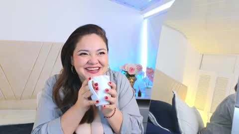 Snapshot of natashablade_ chatting on November 26, 11:44 am Natasha online show from November 26, 11:44 am