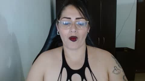 Natasha Smithe  online show from April 10, 3:45 am