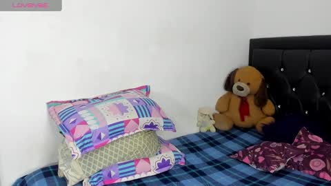 Snapshot of natassha_brown chatting on December 24, 2:10 am Natassha online show from December 24, 2:10 am