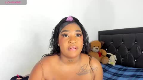 Snapshot of natassha_brown chatting on March 4, 12:07 am Natassha online show from March 4, 12:07 am
