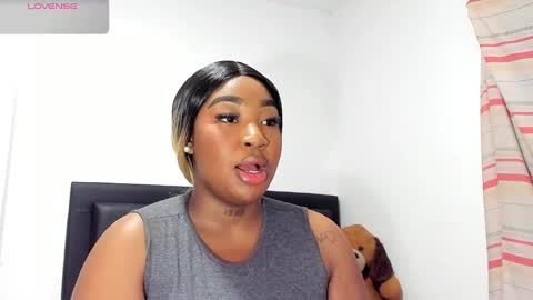 Snapshot of natassha_brown chatting on March 12, 3:13 am Natassha online show from March 12, 3:13 am