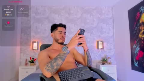 Snapshot of nate_franco chatting on November 22, 7:51 am Nate Franco online show from November 22, 7:51 am