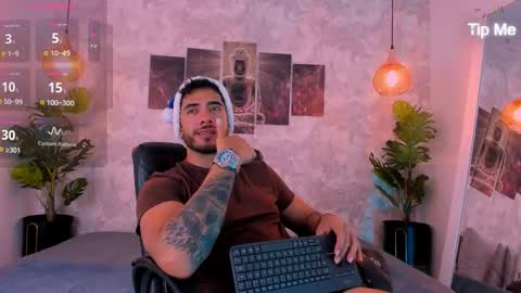 Snapshot of nate_franco chatting on December 4, 3:16 am Nate Franco online show from December 4, 3:16 am