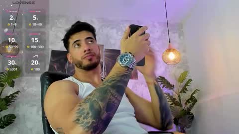 Snapshot of nate_franco chatting on January 14, 4:07 am Nate Franco online show from January 14, 4:07 am