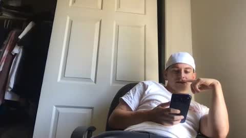 natetheexplorer online show from July 3, 9:21 pm