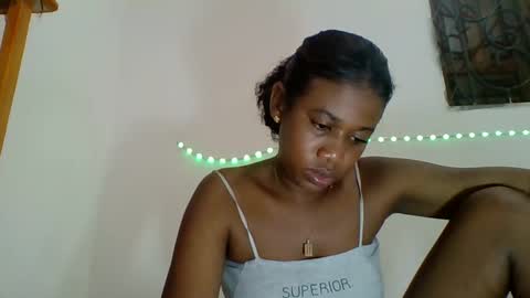 nathalia20005 online show from November 26, 9:32 am