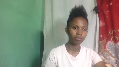 nathalie004 online show from October 13, 5:07 am