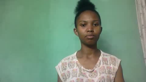 nathalie004 online show from October 23, 5:51 am