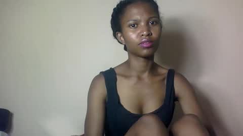 nathalie004 online show from November 5, 7:08 am