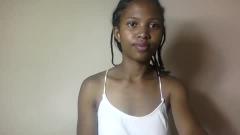 nathalie004 online show from November 7, 5:29 am