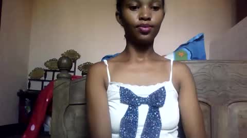 nathalie004 online show from March 6, 11:17 am