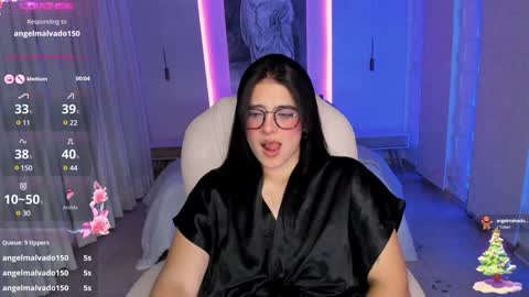 Snapshot of nathalie_rivers chatting on December 12, 8:14 am NATHALIE online show from December 12, 8:14 am