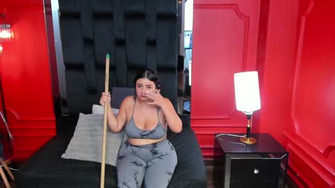 nathalie rossel online show from January 12, 12:39 am