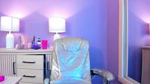 nathalie rossel online show from December 20, 5:31 pm